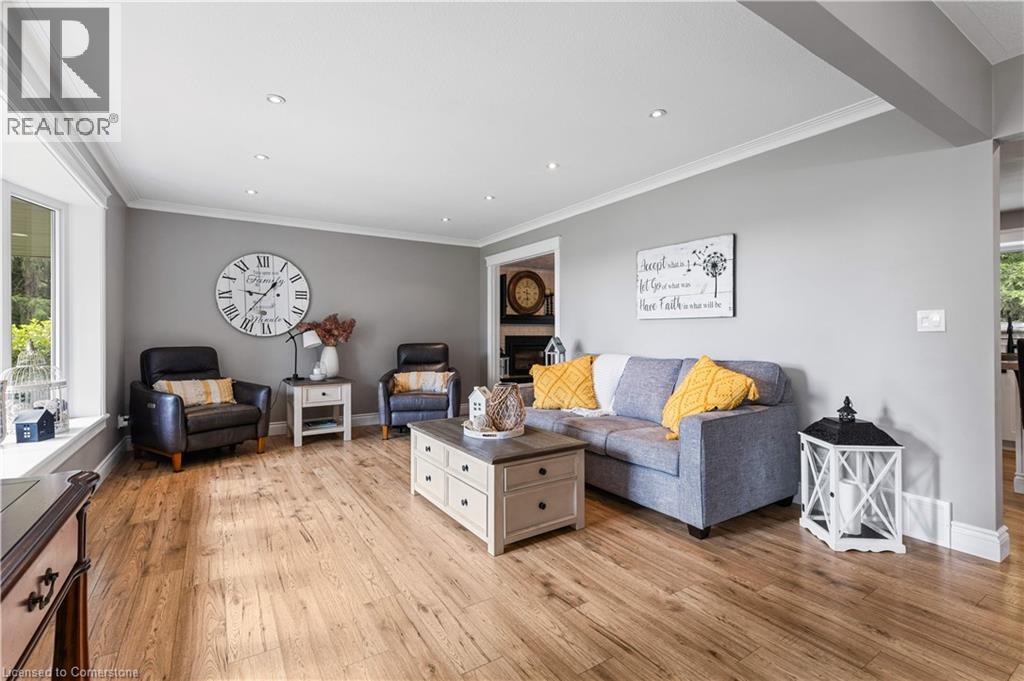 404996 Beaconsfield Road Property Photo 13