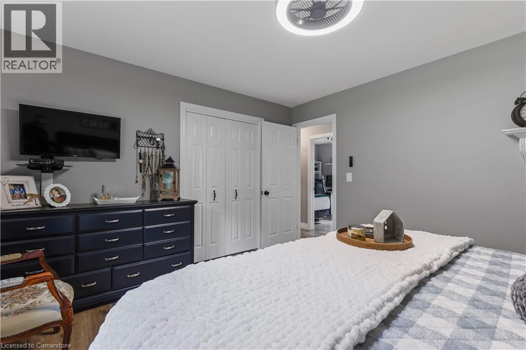 404996 Beaconsfield Road Property Photo 17