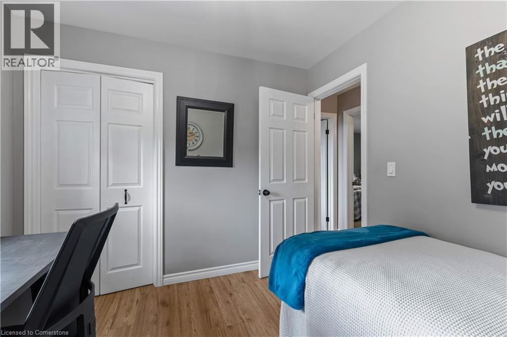 404996 Beaconsfield Road Property Photo 19