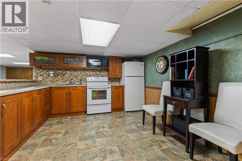 404996 Beaconsfield Road Property Photo 39