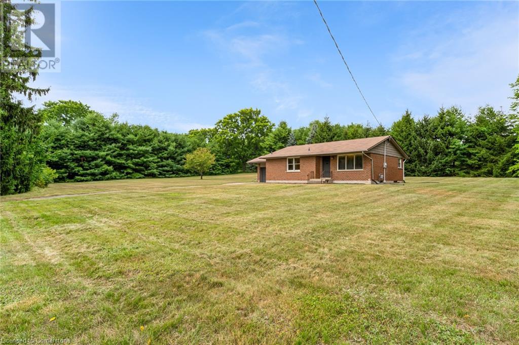 489 Memorial Drive Property Photo 3