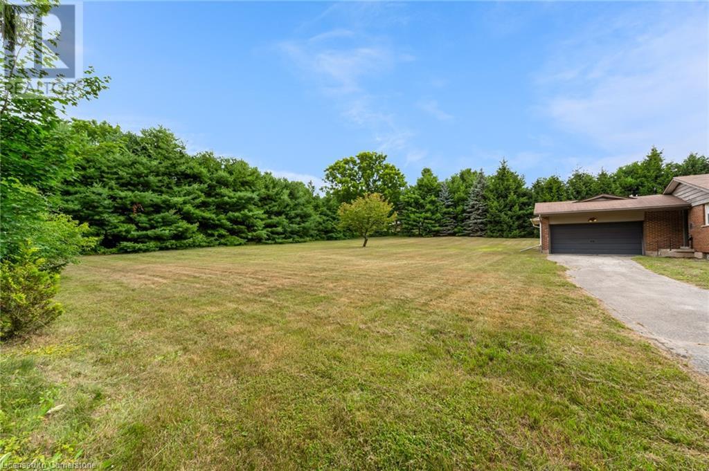 489 Memorial Drive Property Photo 9