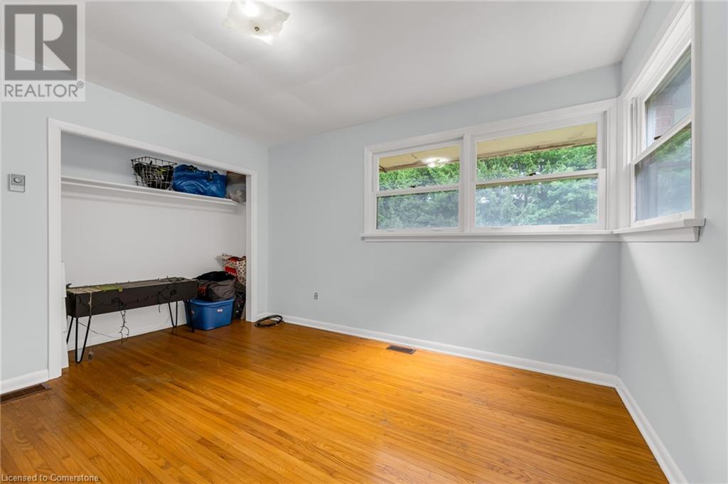 489 Memorial Drive Property Photo 14