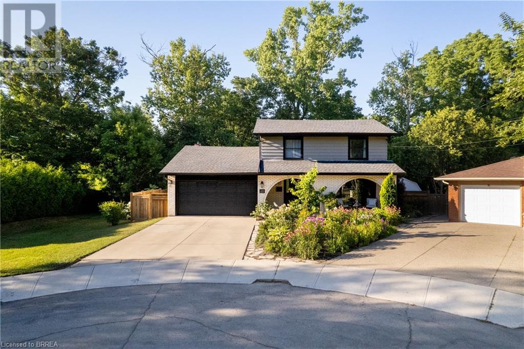 63 Veevers Drive Property Photo 1