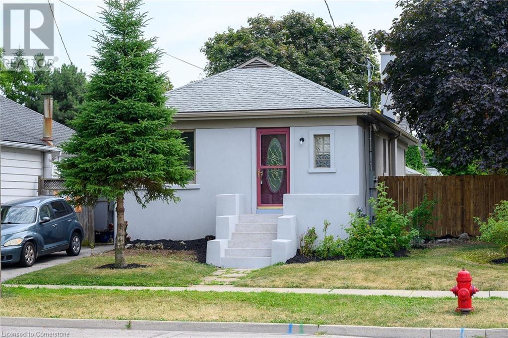 258 Brucedale Avenue E Property Photo 1
