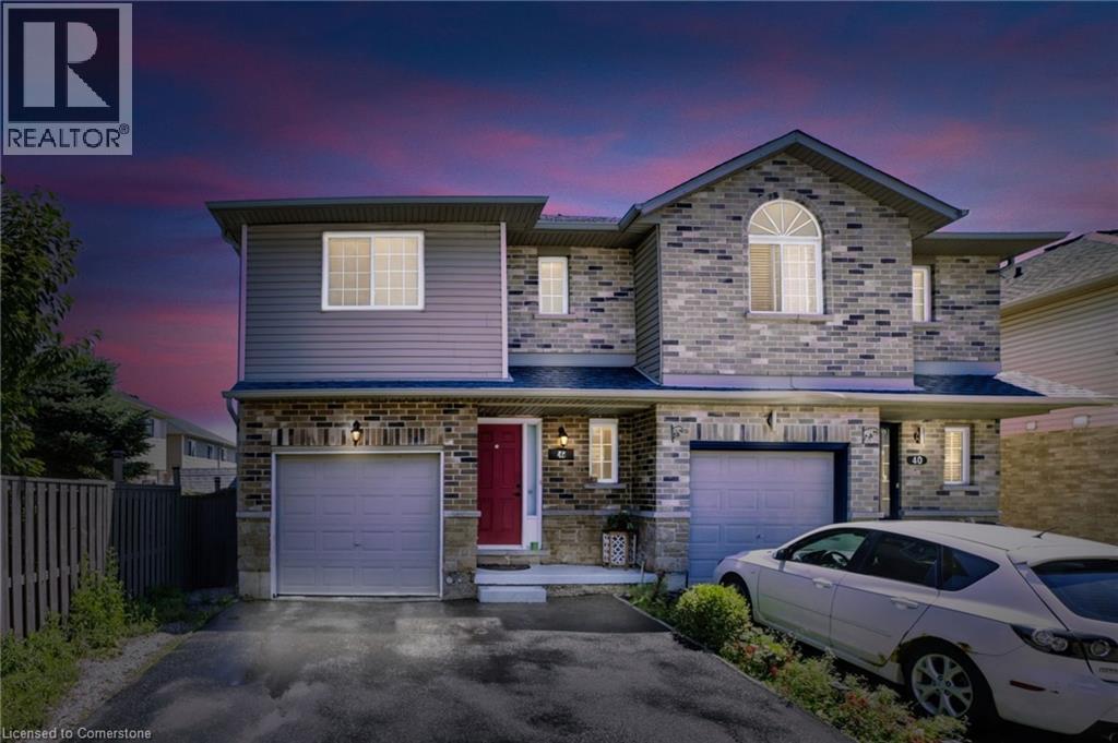 42 VENNIO Lane