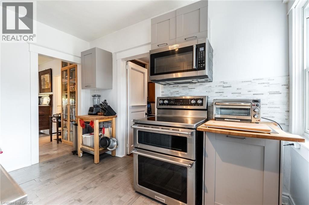 144 Dufferin Street Property Photo 11