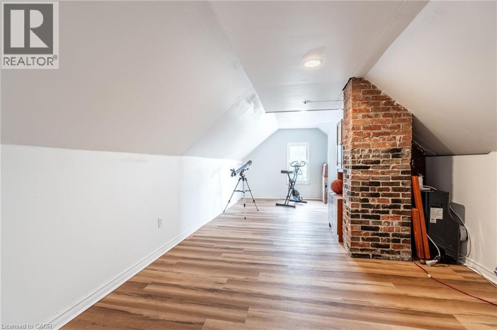 144 Dufferin Street Property Photo 20