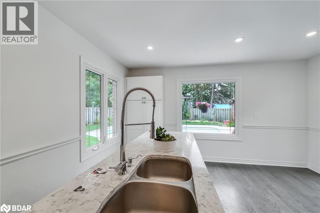 6 Milne Court Property Photo 20