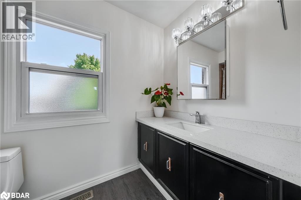 6 Milne Court Property Photo 31