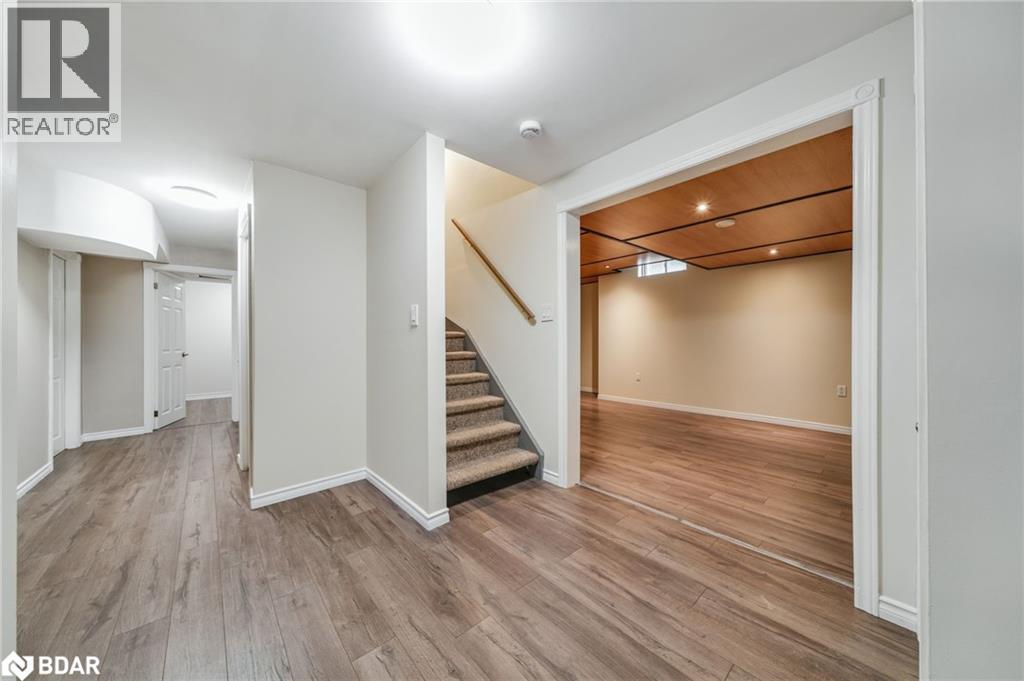 6 Milne Court Property Photo 35