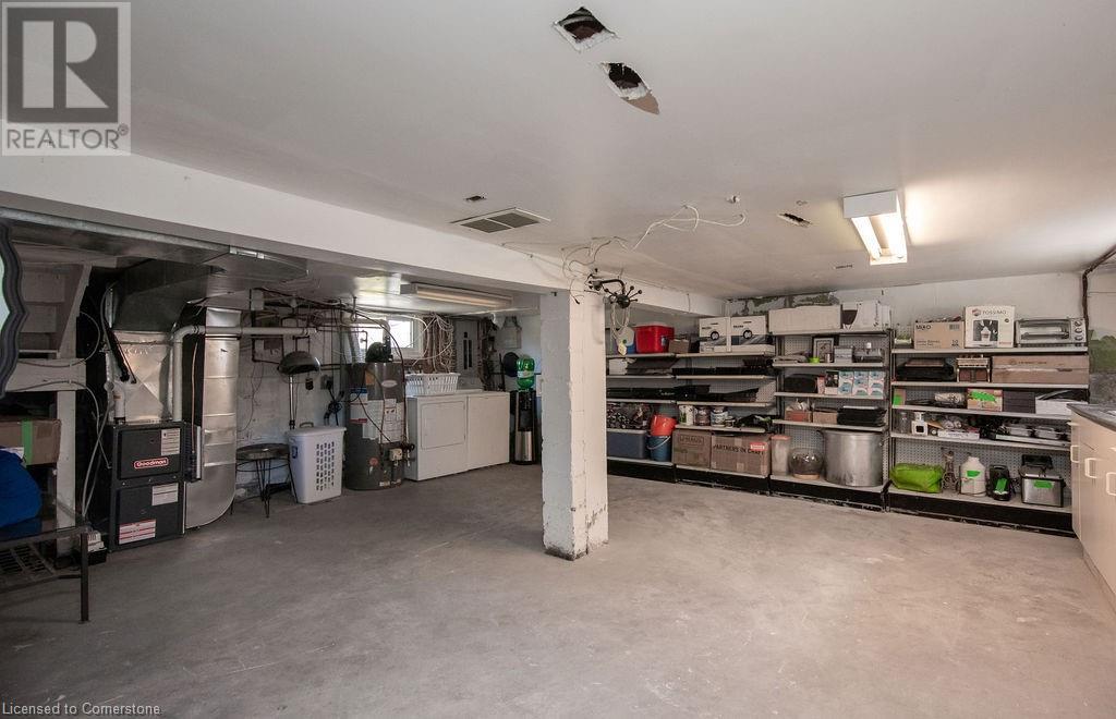 664 Upper James Street Property Photo 30