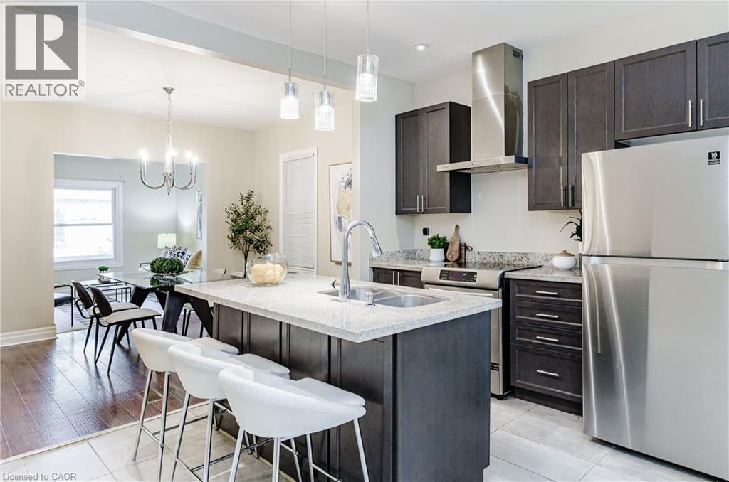 20 Burlington Street E Property Photo 1