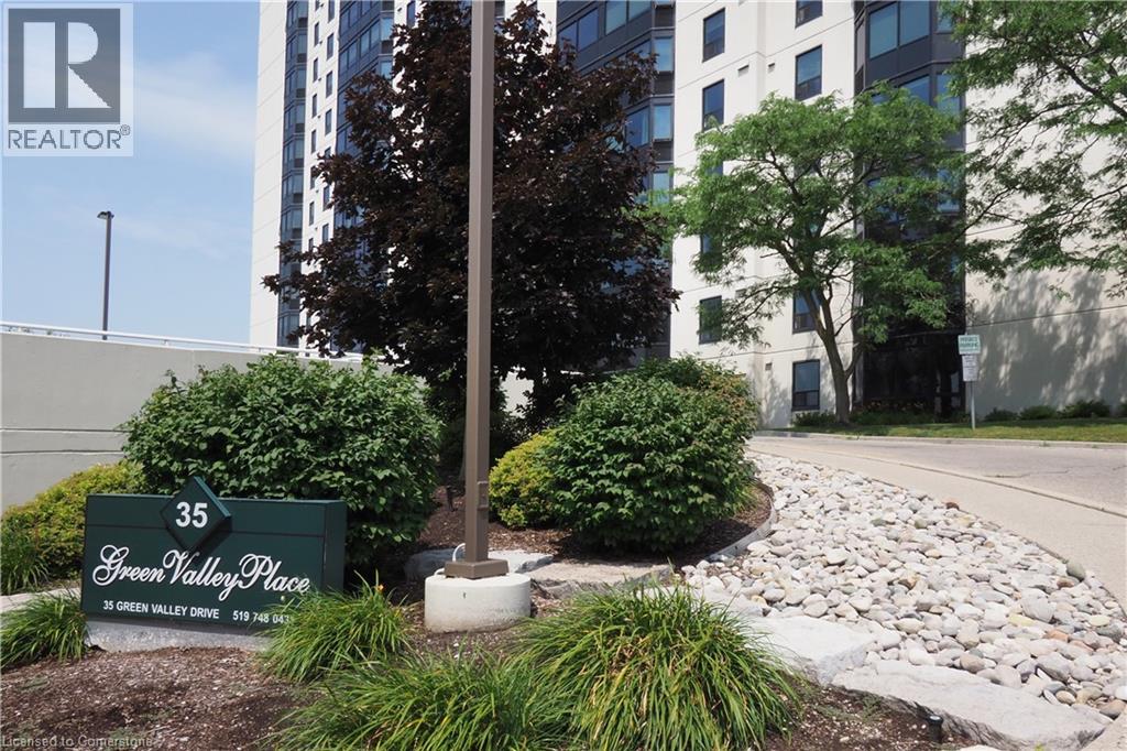 35 GREEN VALLEY Drive Unit# 1601