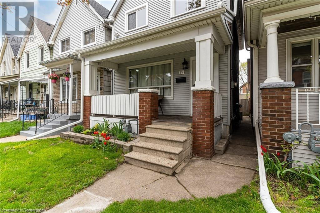 95 Case Street Property Photo 1