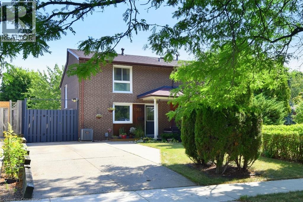 1365 Seaview Drive Property Photo 1