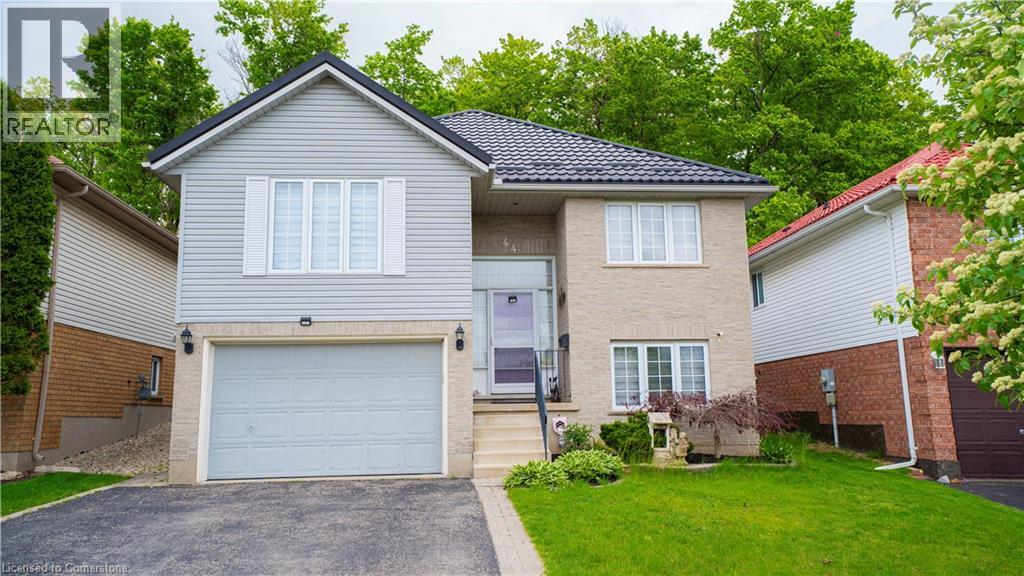 44 Dunnigan Drive E Property Photo 1