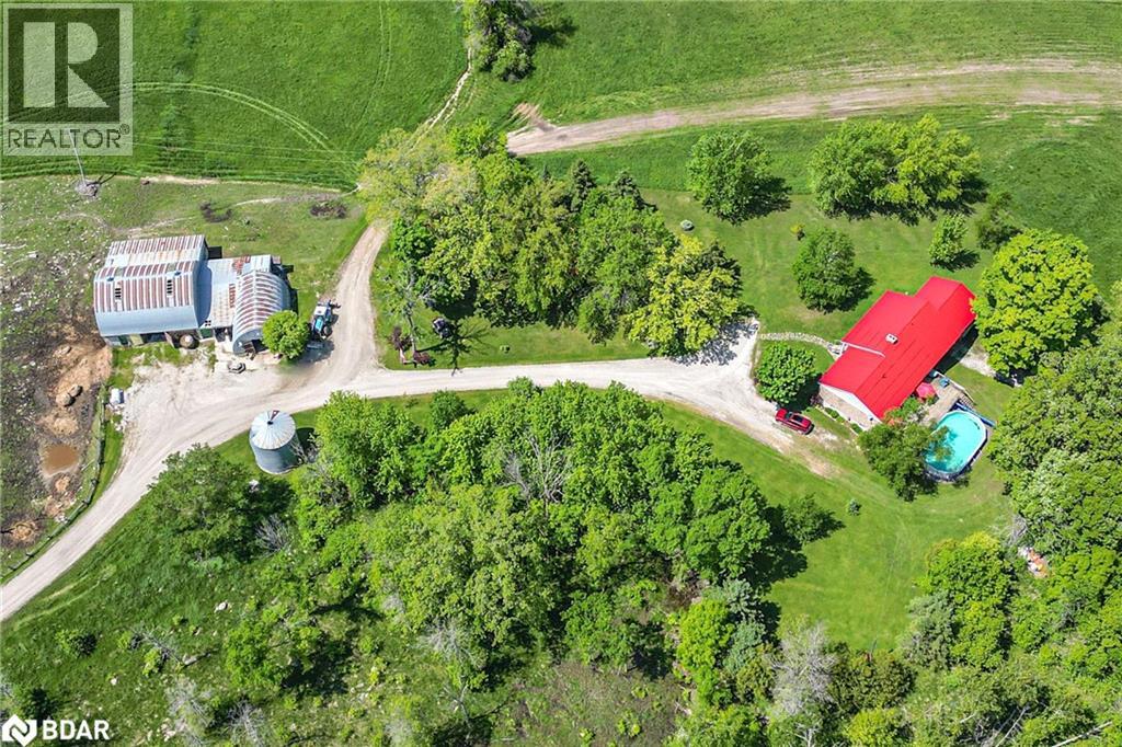 1579 WAINMAN Line Property Photo 1