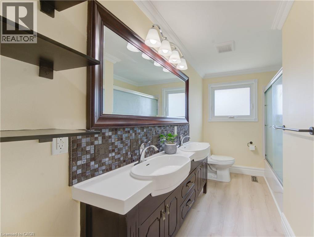 1493 Queens Boulevard Property Photo 20
