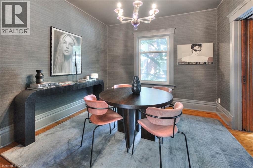 26 Arthur Street N Property Photo 19