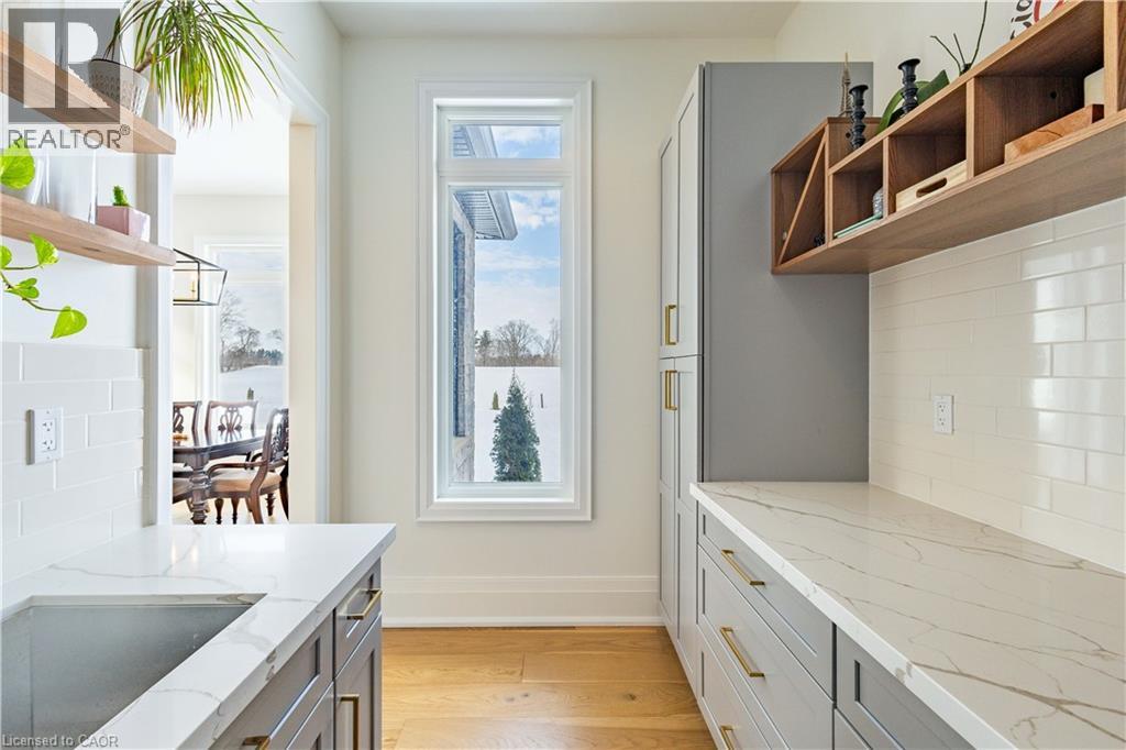 30 Sixth Concession Road Property Photo 17