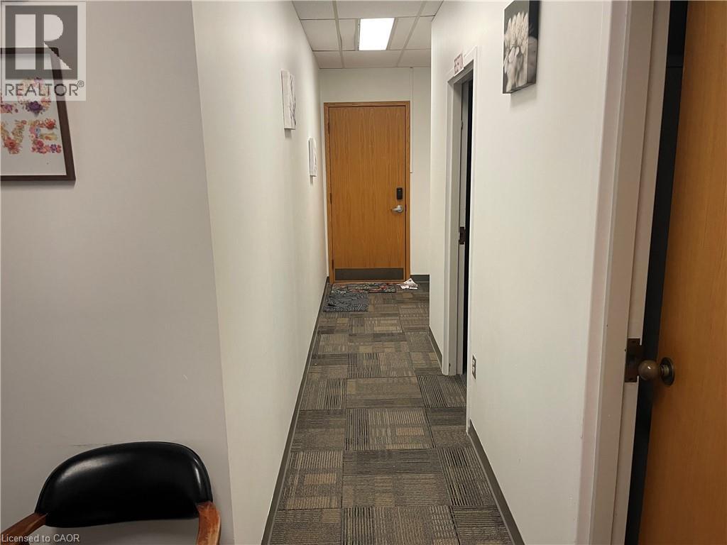 715 Coronation Boulevard Unit# 3a Property Photo 2