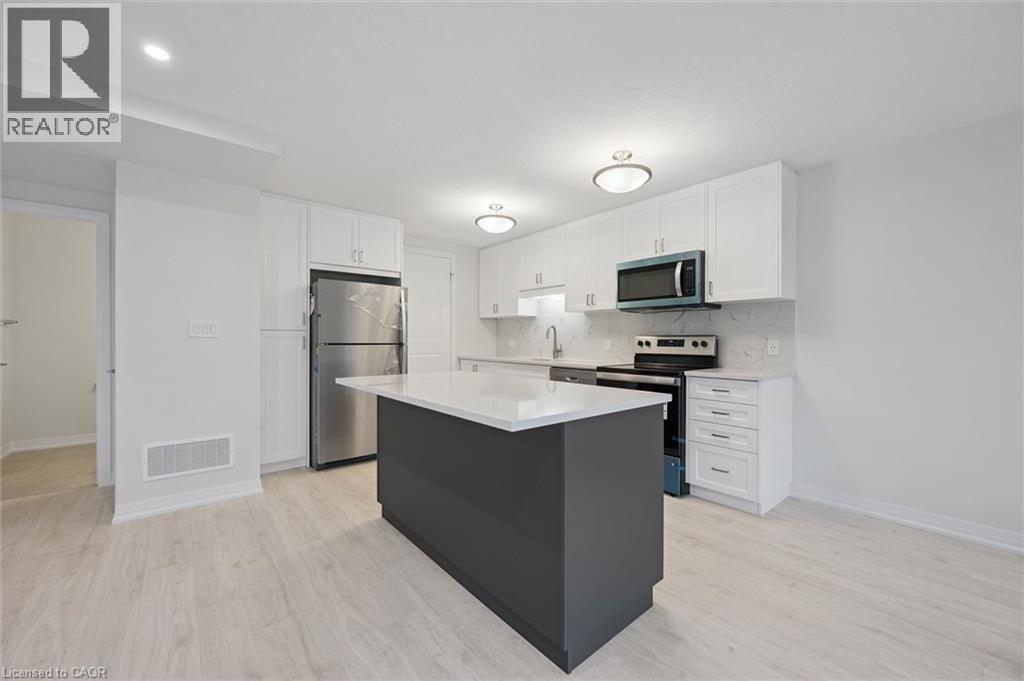 525 Erinbrook Drive Unit# B039 Property Photo 16
