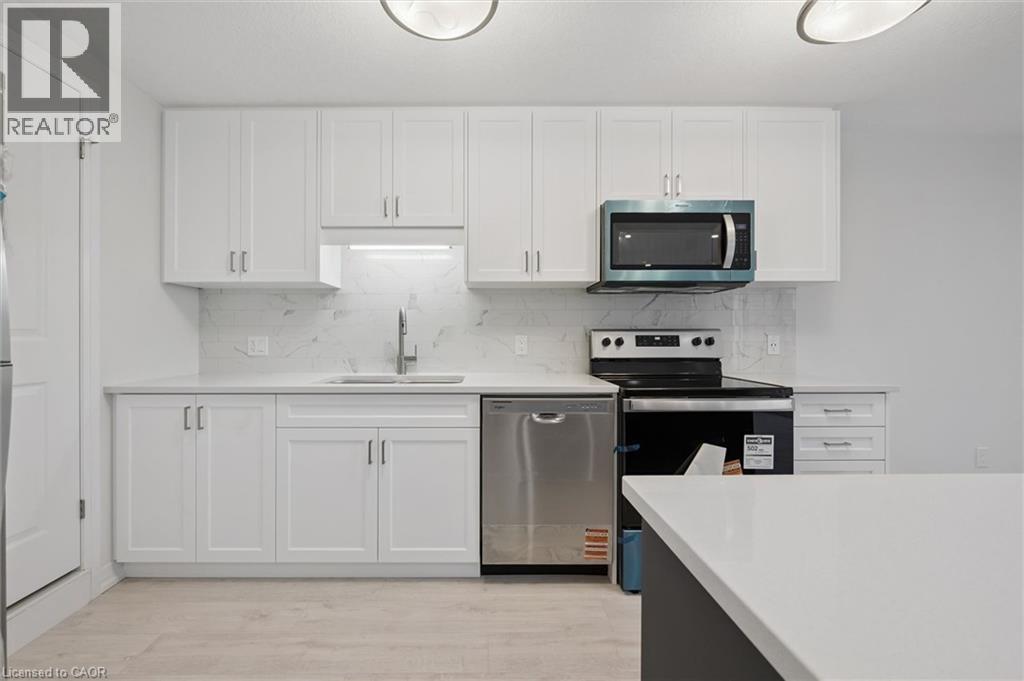 525 Erinbrook Drive Unit# B039 Property Photo 22