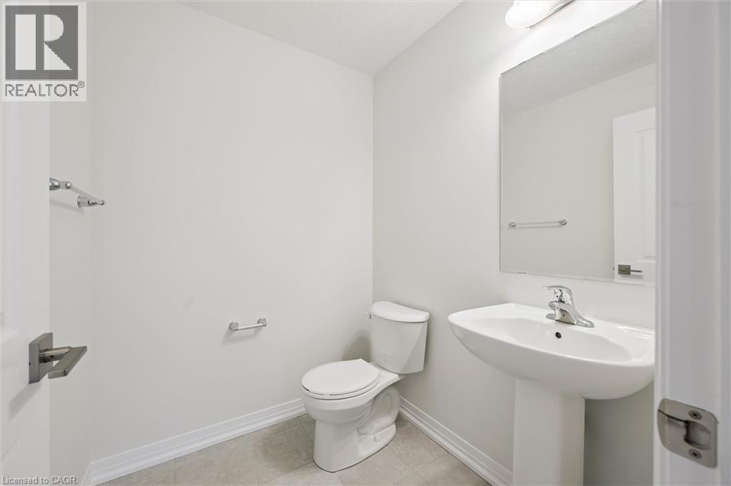 525 Erinbrook Drive Unit# B039 Property Photo 29