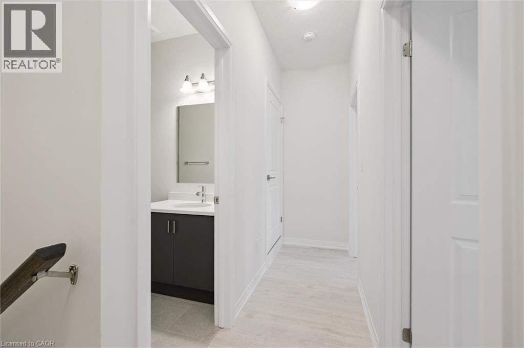 525 Erinbrook Drive Unit# B039 Property Photo 30