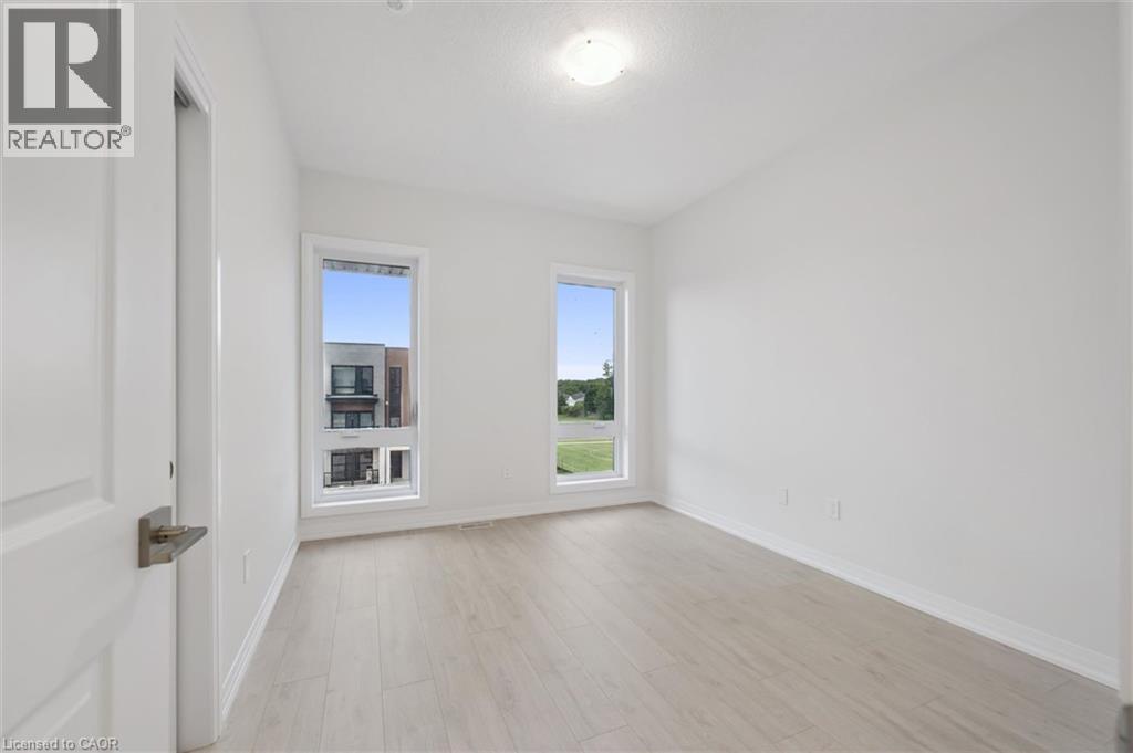 525 Erinbrook Drive Unit# B039 Property Photo 31