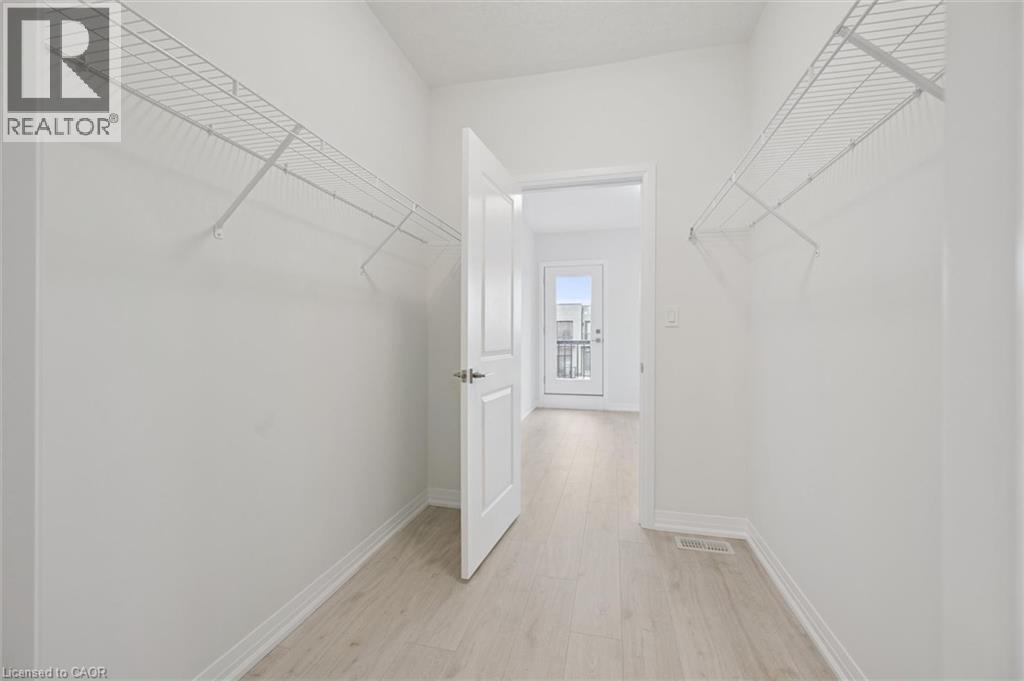 525 Erinbrook Drive Unit# B039 Property Photo 43