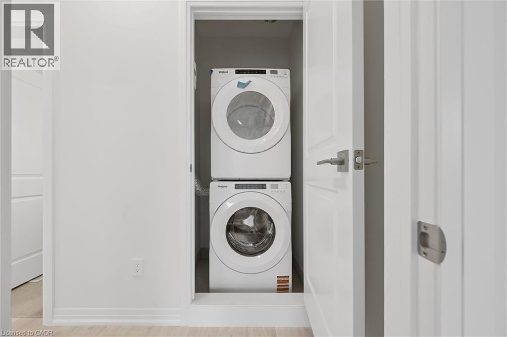 525 Erinbrook Drive Unit# B039 Property Photo 48