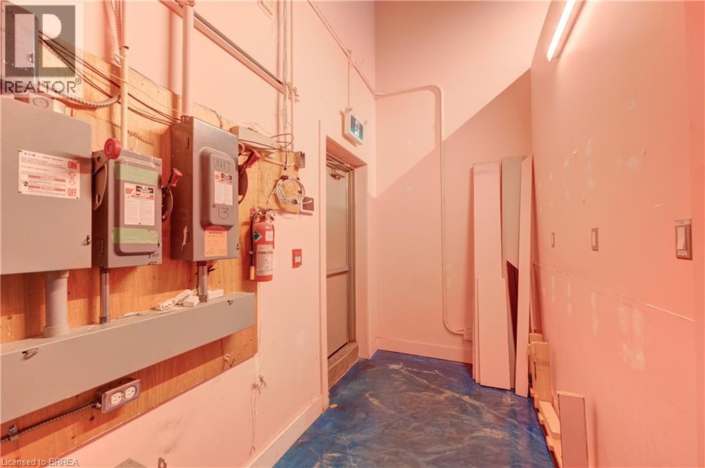 320 Colborne Street W Unit# 13 Property Photo 19