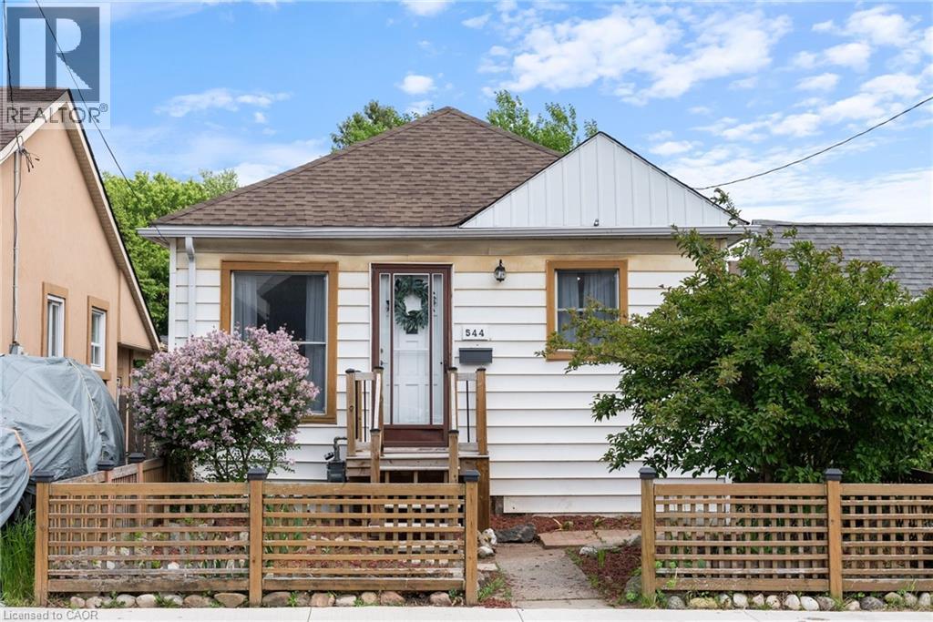 544 Mary Street Property Photo 1