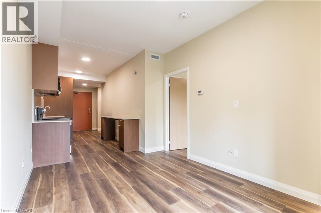 580 Coldstream Drive Unit# 212 Property Photo 14