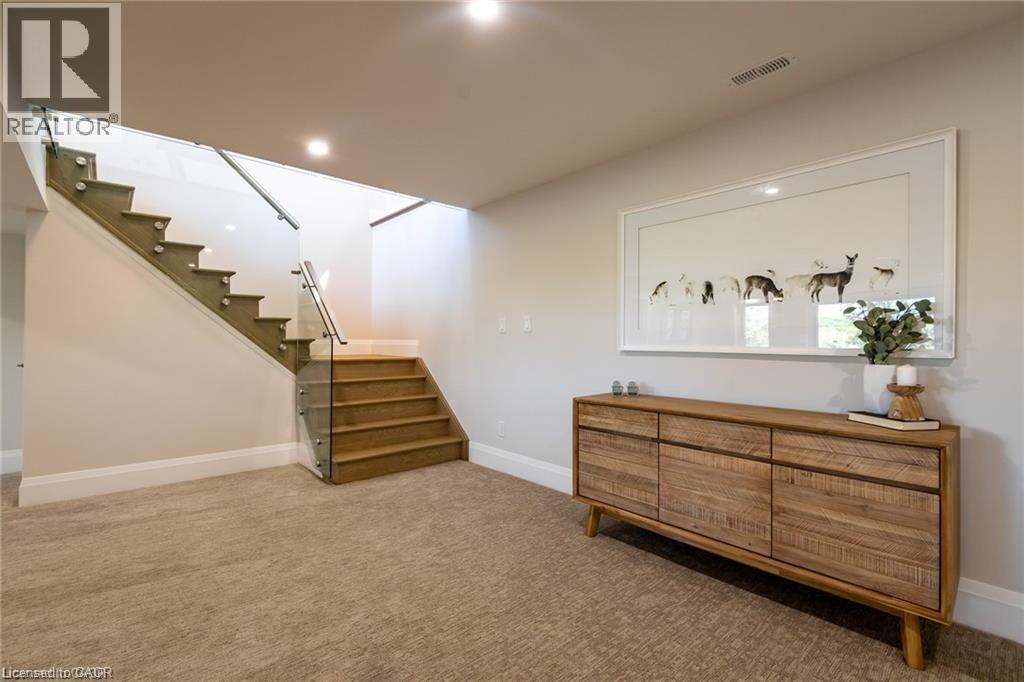 1052 Walton Avenue Property Photo 29