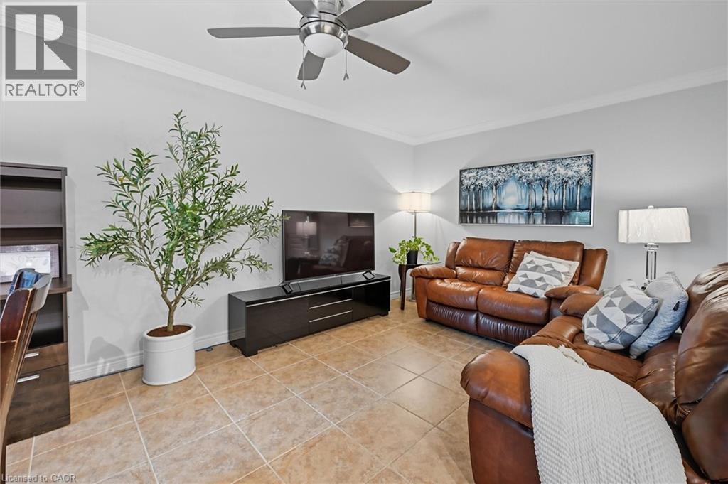 1212 Fennell Avenue E Unit# 304 Property Photo 6