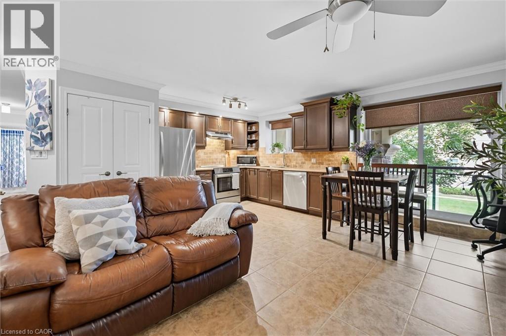 1212 Fennell Avenue E Unit# 304 Property Photo 9