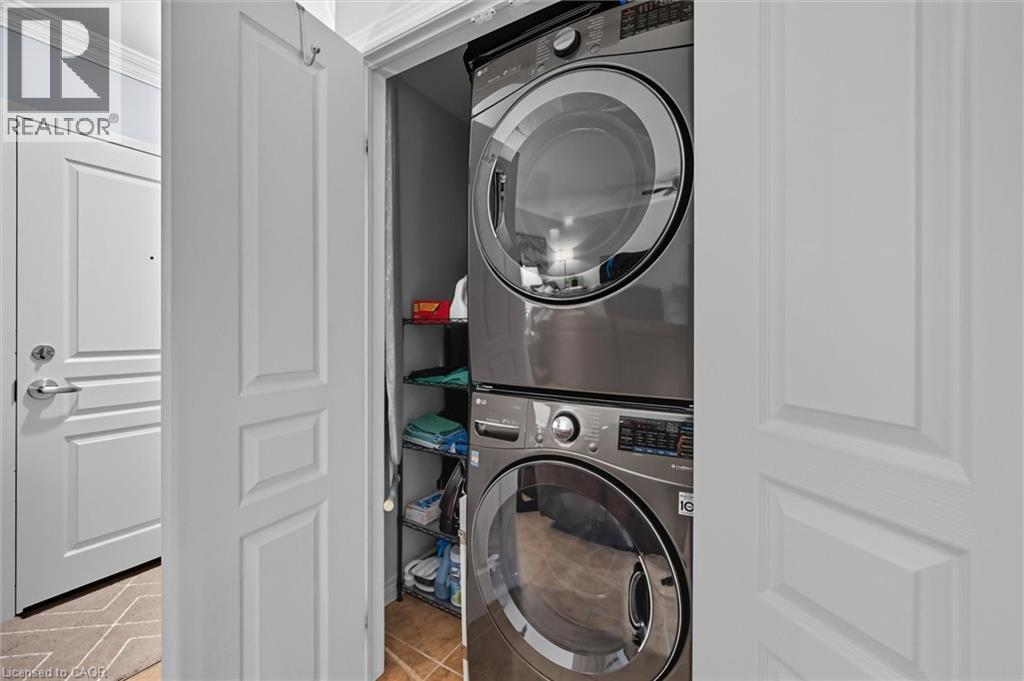 1212 Fennell Avenue E Unit# 304 Property Photo 11