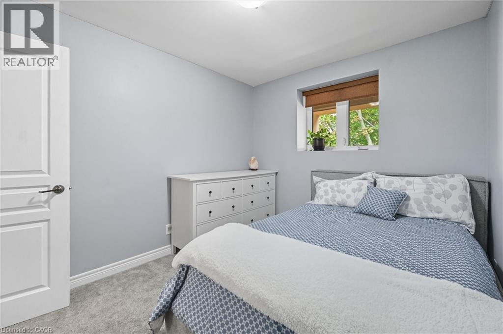 1212 Fennell Avenue E Unit# 304 Property Photo 14