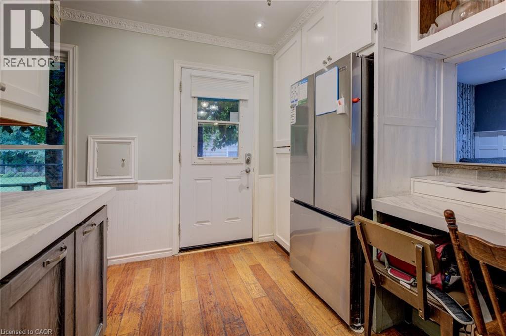 434 Hill Street Property Photo 8