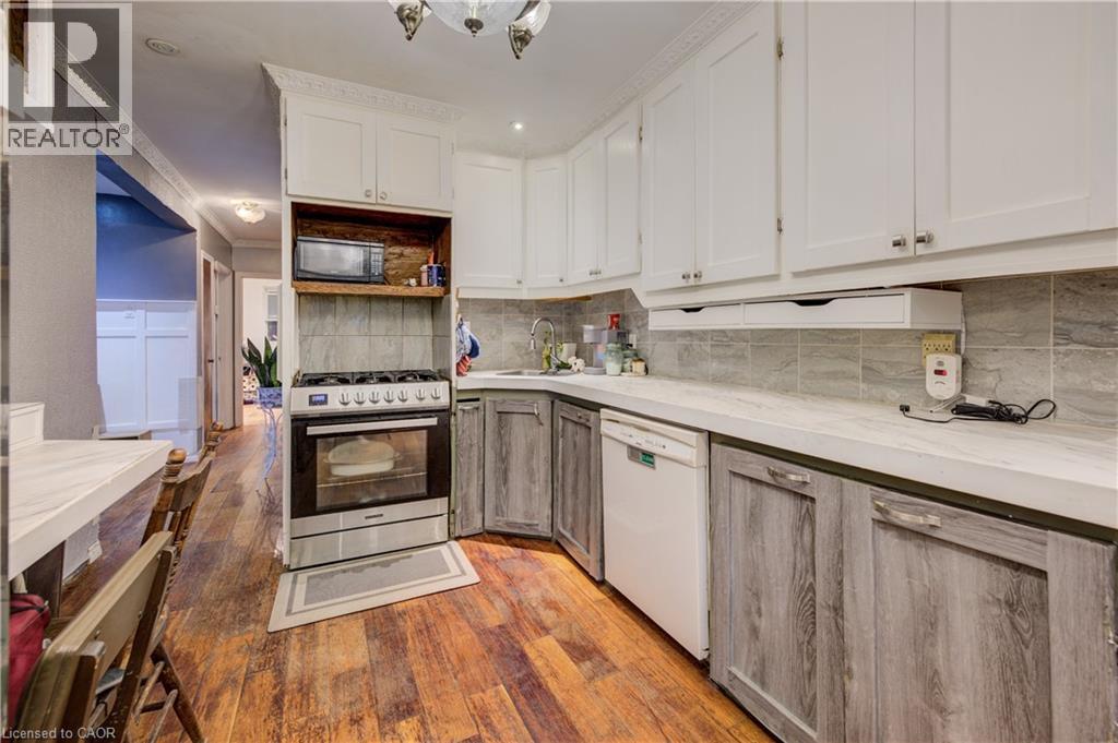 434 Hill Street Property Photo 9