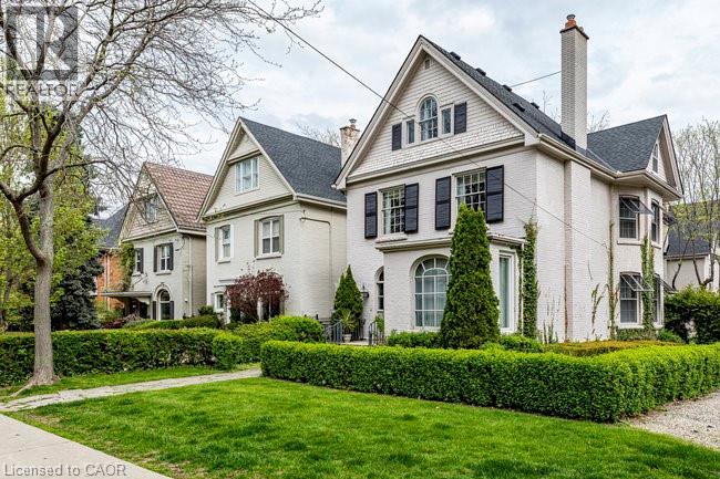 142 ABERDEEN Avenue Property Photo 1