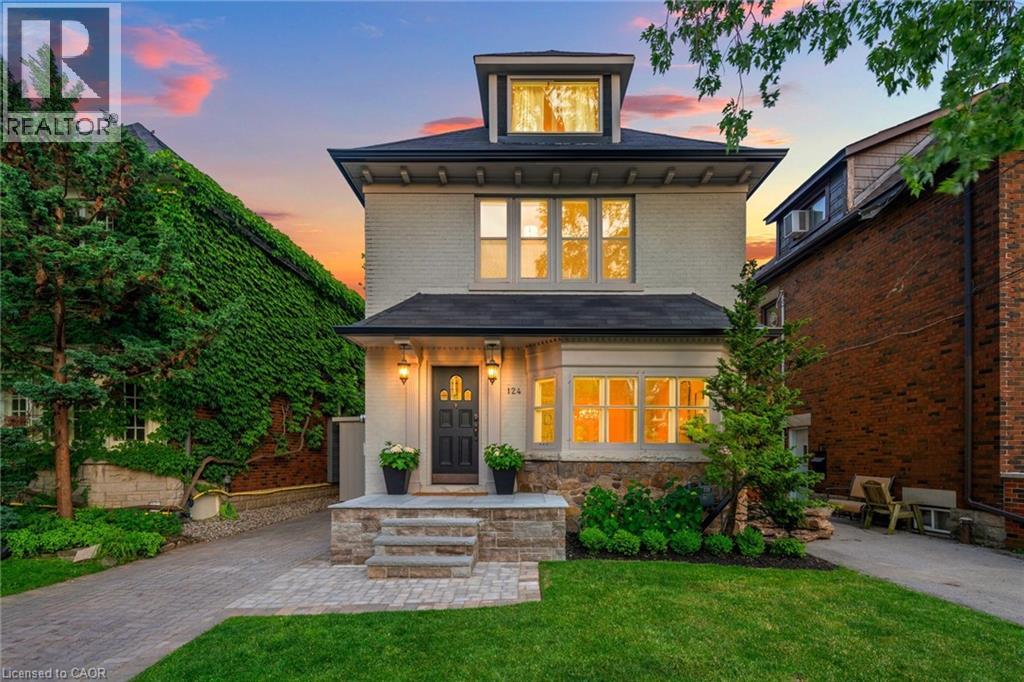 124 CLINE Avenue N Property Photo 1