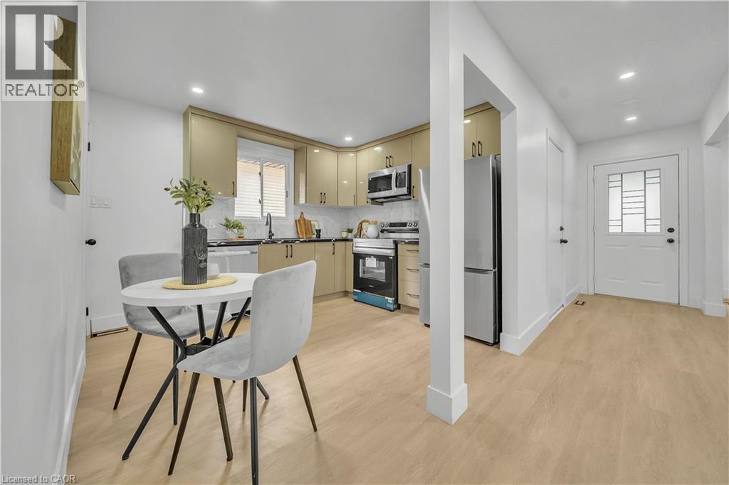 46 Bonaparte Lane Property Photo 6