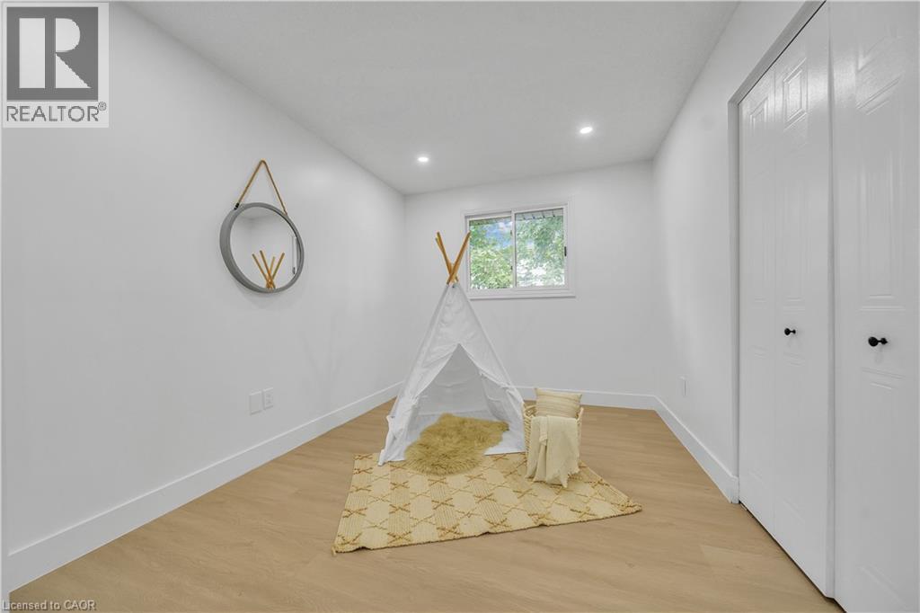 46 Bonaparte Lane Property Photo 15