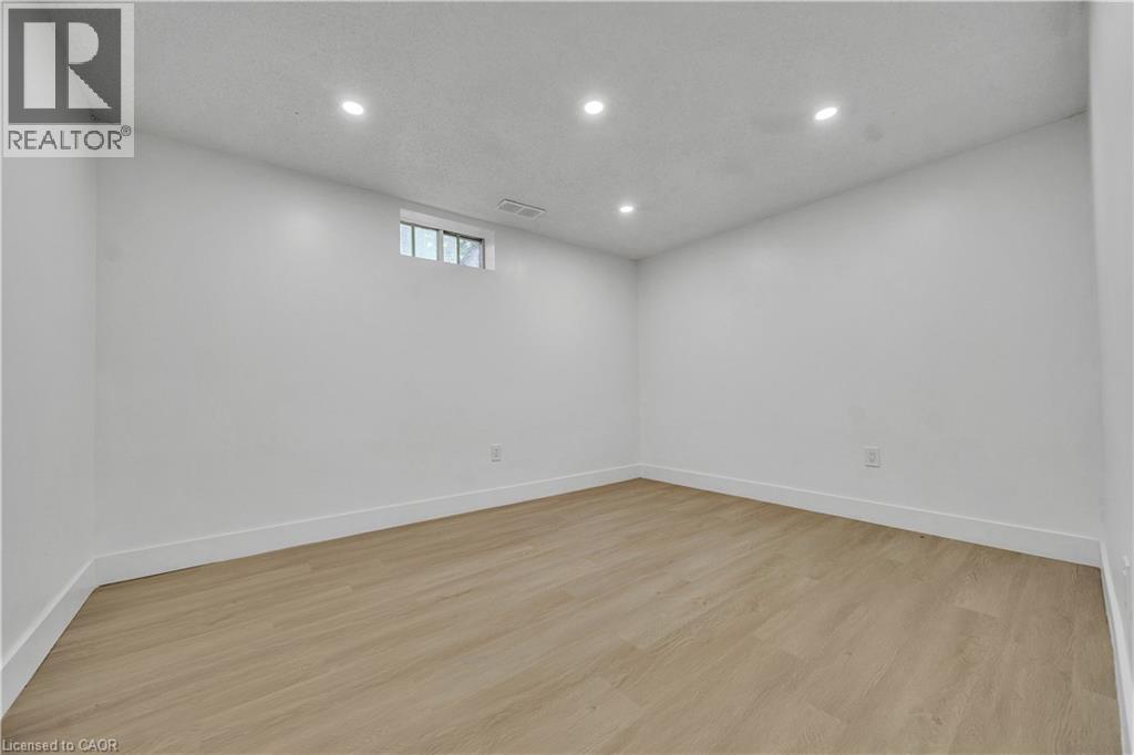 46 Bonaparte Lane Property Photo 25