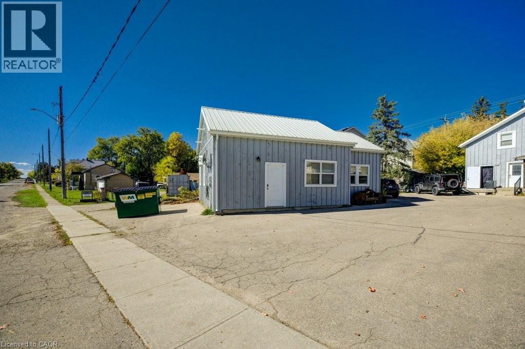 55 Snyder's Road W Property Photo 17