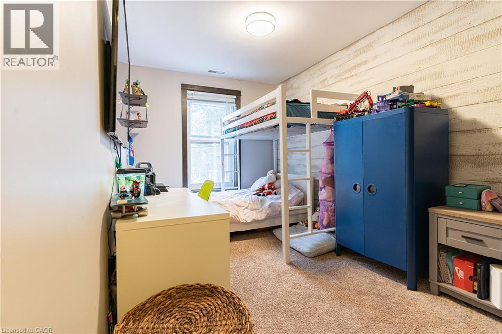 55 Snyder's Road W Property Photo 25